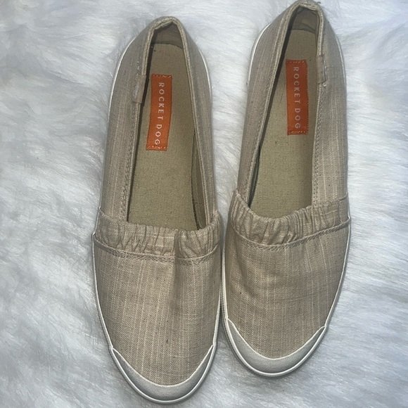 Rocket Dog canvas slip on - Picture 1 of 6